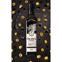 Oliwa z oliwek, smaczna, bogata w nienasycone kwasy tłuszczowe omega 3 i 6