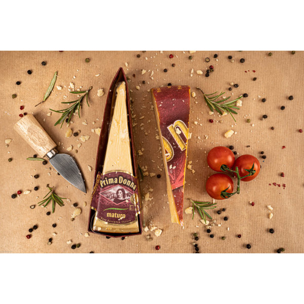 Ser Prima Donna Maturo, idealny na deskę serów i  przekąskę z lampką wina