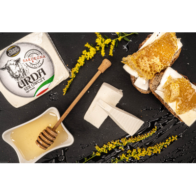 Ser owczy Urda, smaczny, typ ricotta, polecany na słono i słodko