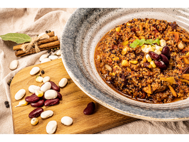 Quinotoo z fasolą i wędzoną papryką, z quinoa - królową kasz, doskonała na kolację